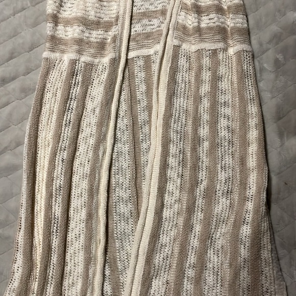 Gap Long Sweater Vest - Picture 3 of 3